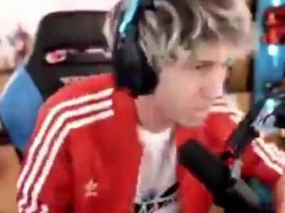 tenía que hacerlo skdjajsjsksj