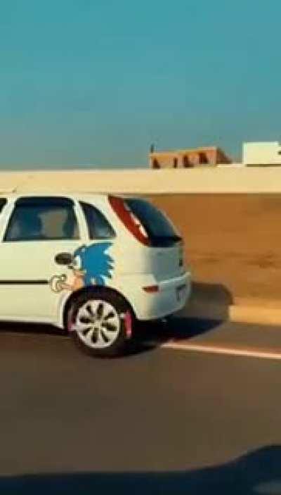 Daqui a pouco vai virar moda