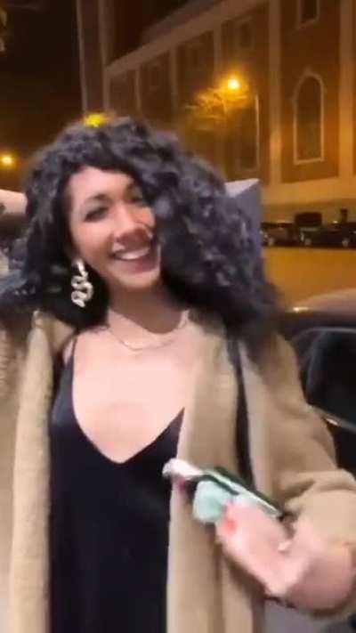 Hmc while I show you a trick