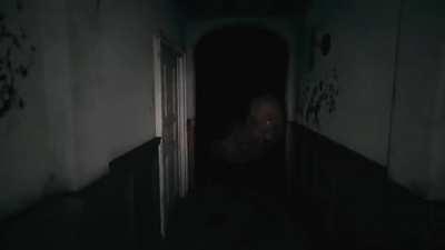 Os sons originais do bebê monstro do RE8 eram ainda mais assustadores