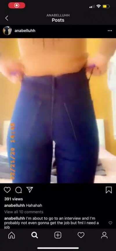 Jiggle in Jeans