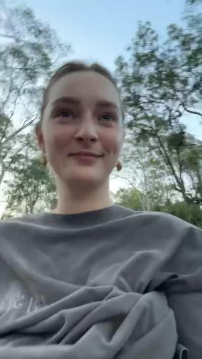 Wud if you see this doll walking down the street? 😘