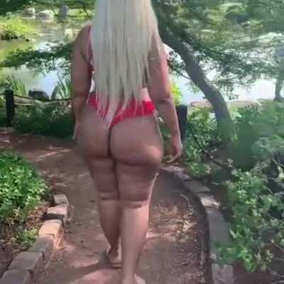 BigAssCrush on butterflilovekisses