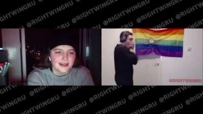 lov is lov gays💕😘 POG 😮😮😮