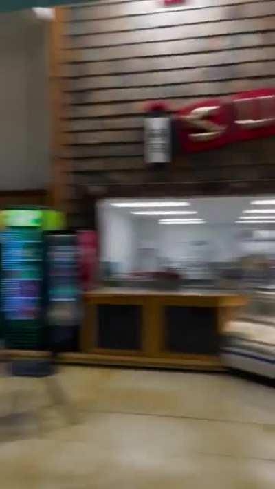 Nine legged scavenger hunt race through US’s largest grocery store (Jungle Jim’s)