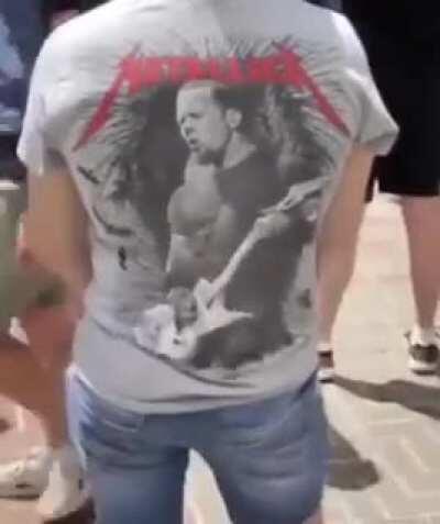 Даже ветер подыгрывает