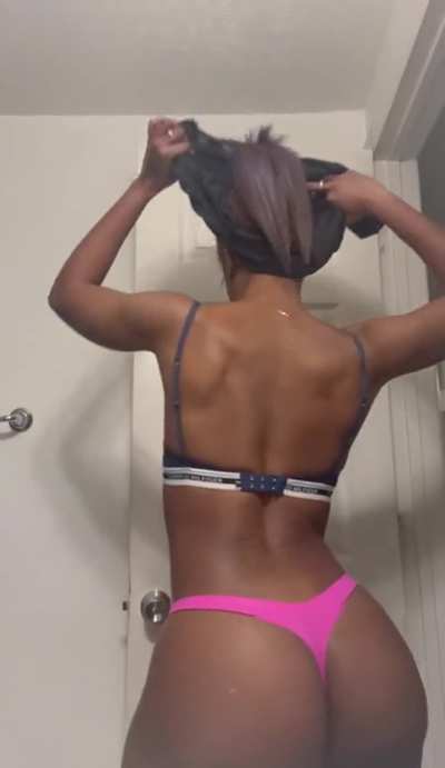 She’s not just thick—she’s iconic