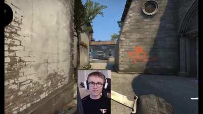 ropz during brokys hero play