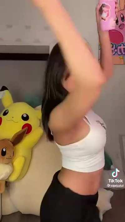 That delicious curvy Latina body needs to be used