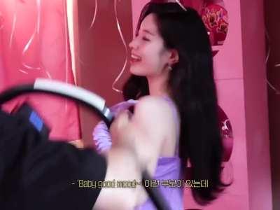 Dahyun dancing in her elegant dress