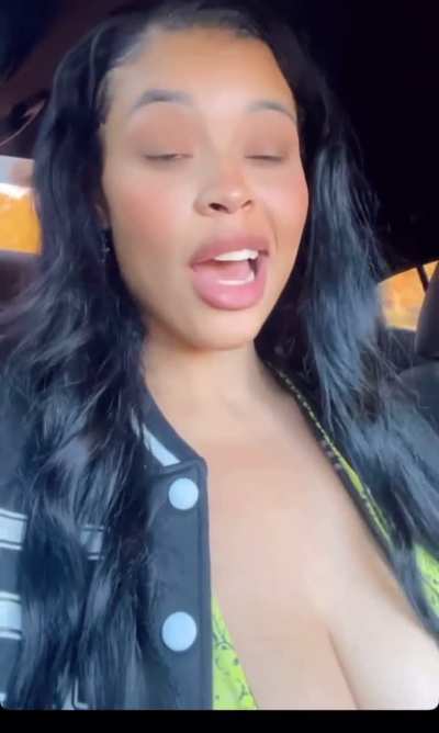 she has so much sex appeal 😩🔥