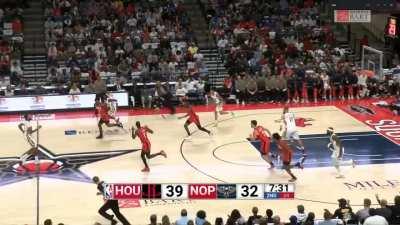 [Highlight] Sengun gets the dunk after the Rockets get their 11th steal of the game not even halfway through the second quarter