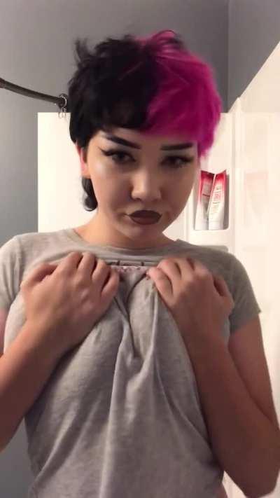 Are you my dream vampire bf? <3