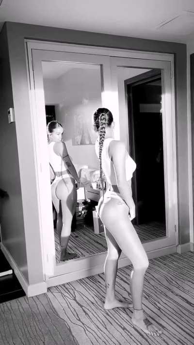 Greeicy rendon que rico ese culo 🍑👅👄