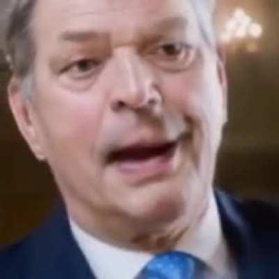 Sauli Niinistö dame da ne | Mun eka deepfake. Laginen, mutta toimii.