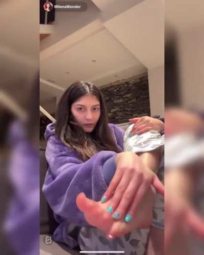 @MilenaWonder long soles and countdown compilation