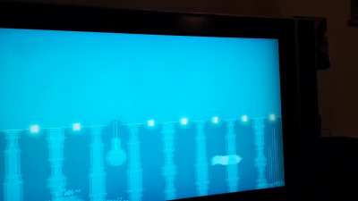 coincée dans un bassin eau/air...