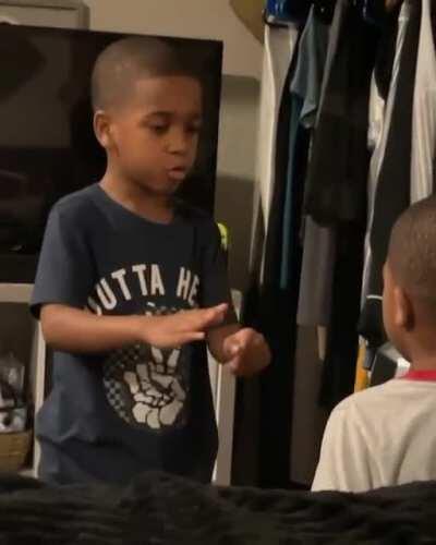 MIDWEEK DEEP BREATH: This older brother tries to sooth his younger brother with breathing techniques. I want him as my older brother ☺️