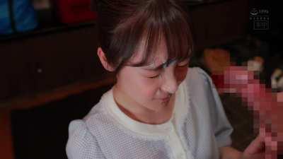 [HMN-449] Wakatsuki Moa takes a massive facial in her debut