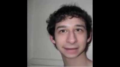 Alex is doing your mom????? 😳😳😳