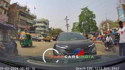 Raste mat aana UPSC Wale Babu hai ham