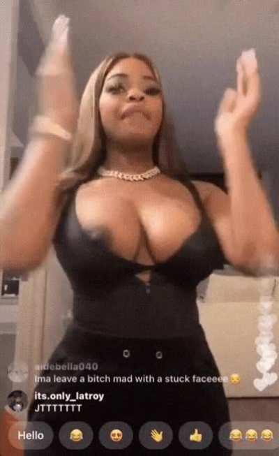 JT: Titty Fell Out on IG Live 😱🖤😍