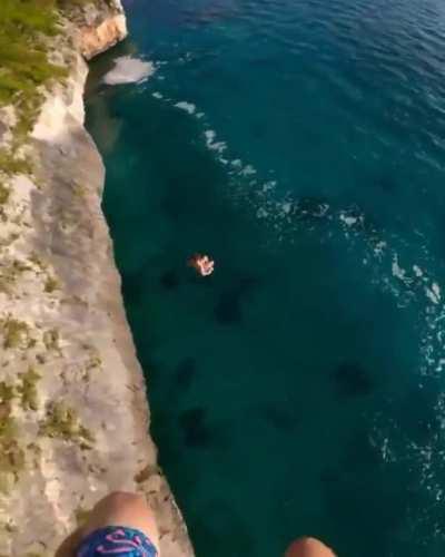 18 seconds of emotion