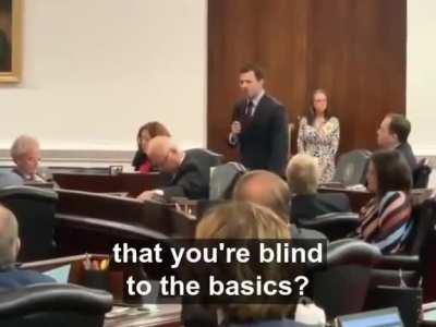 WATCH: The budget vote keeps getting canceled because we all keep showing up and they're trying to catch us off-guard. When I tell them to call a vote, a senator tells me, 