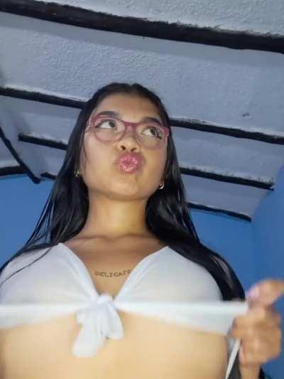 Do you like it when I lift up my shirt for you?