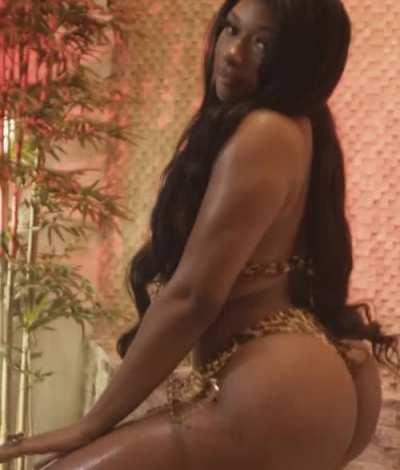 HAPPY FREAK MEGAN FRIDAY 🤤🤤💦💦💦💦💦HOPE YALL HAVE A GREAT DAY! DONT FORGET TO WORSHIP MOMMY MEG😈🤤💦(let try to make this the most voted post)