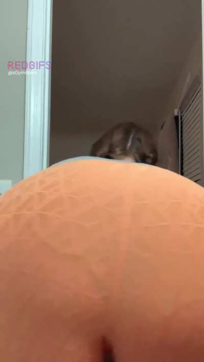 Trans girls can top AND bottom, females are perma-bottoms!