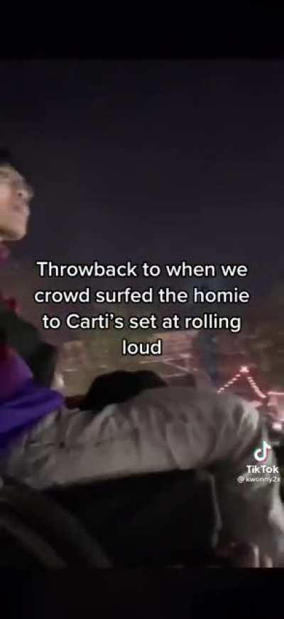 Carti fans are on a whole different level