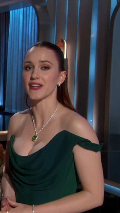 Presenting on Stage | 82nd Annual Golden Globe Awards 2025 , Beverly Hills, California | January 05, 2025
