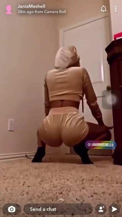 😍😍 upvote for more