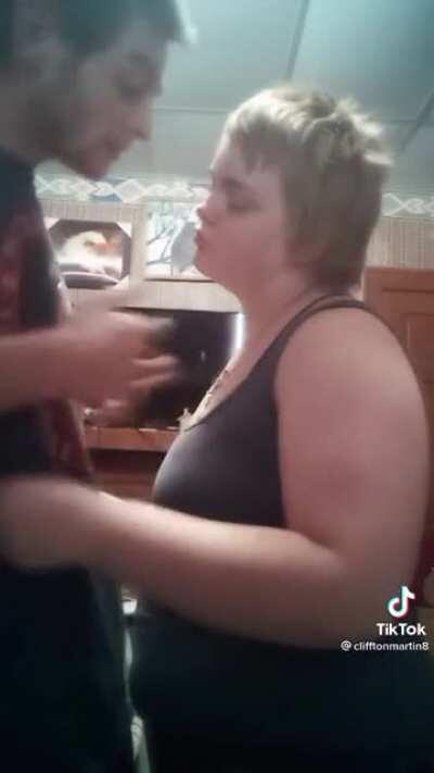 Now this is interesting; normally the fat chick is the one keeping the drugged up guy hostage. Here we see Rednecks in Reverse