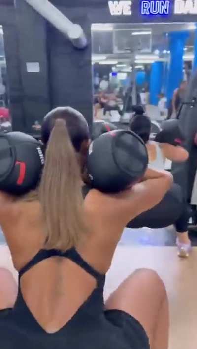 Kayla Nicole & Joie Chavis (@iamkaylanicole) (@joiechavis)