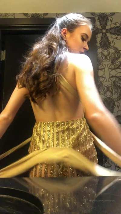 Been a big fan since the starting days of her career. Hazel is ever-blooming! Upvotes for more ❤