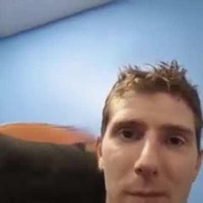 Day 4 of shitposting Linus because Dbrand hates me