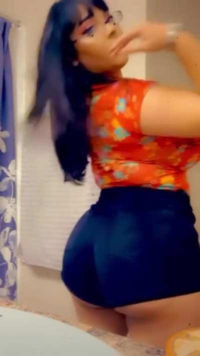 Thicc in the right places