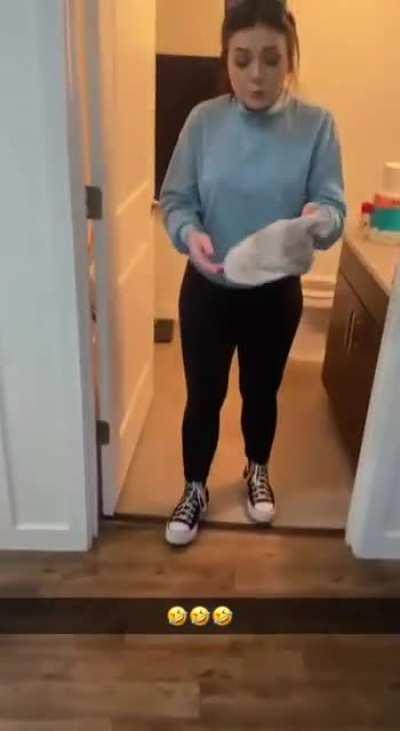 Xayass exposing Rakunt's dirty laundry 🧀