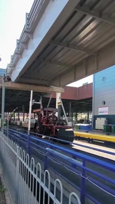 A very steamy travel day! Steam engines travel over for Isle of Wight Steam Railways Steam Fair. ⛴️🚂