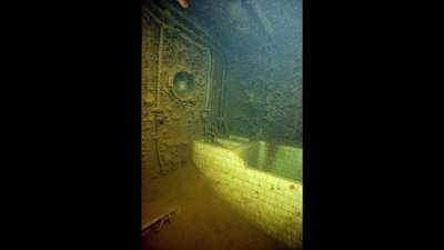 combined a bunch of submechanophobia-y images