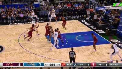 [Highlight] Franz Wagner totally loses Cedi Osman on his way to the slam