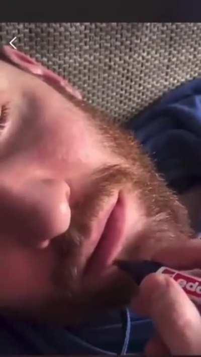 Real friends let you shine!