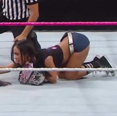 AJ Lee 