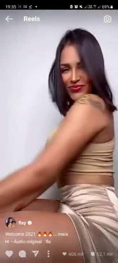 Flay - Essa sentada..🤤