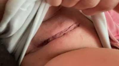 Everyone’s on their phones during class so I didn’t think they’d notice me making this 🙈💕