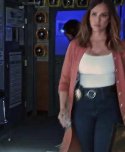 Jessica Alba looking busty