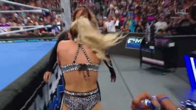 Nia takes out Jade and Tiffany