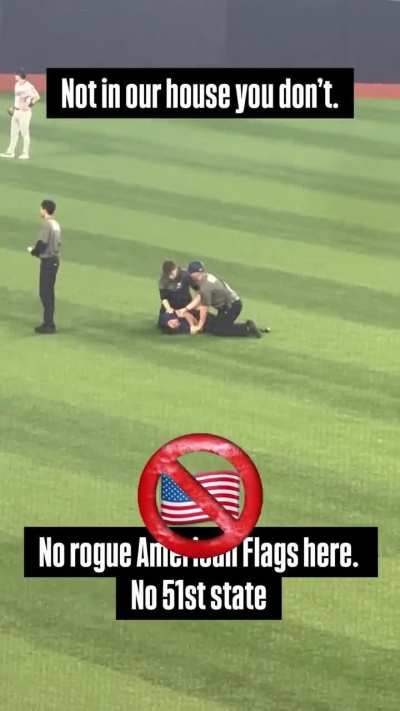 Field invader at last night's Blue Jays vs Dodgers game